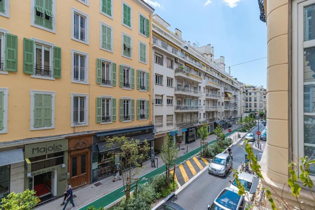 Appartamento Large Haussmanian In The Heart Of *